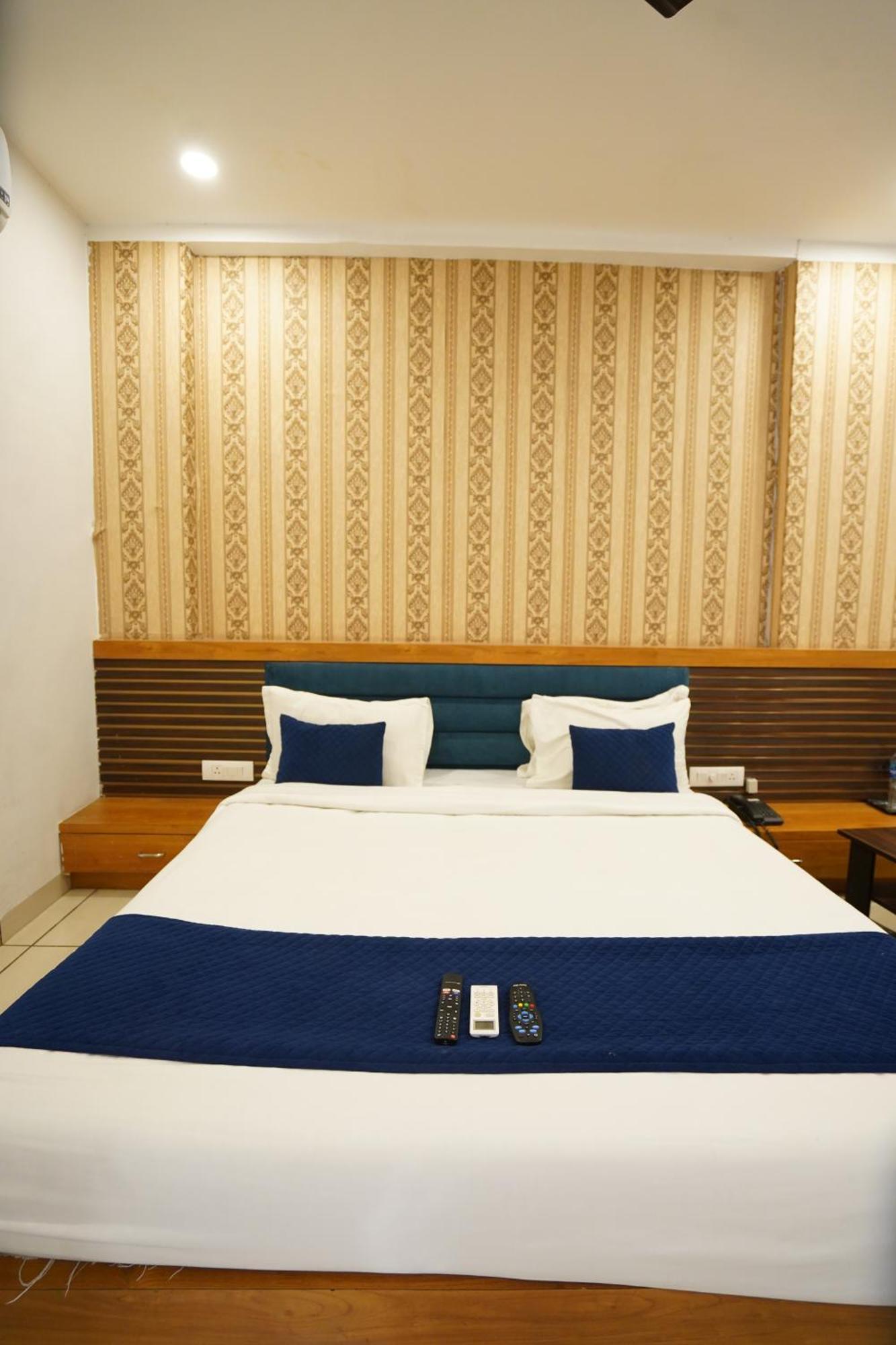 Hotel B-fine